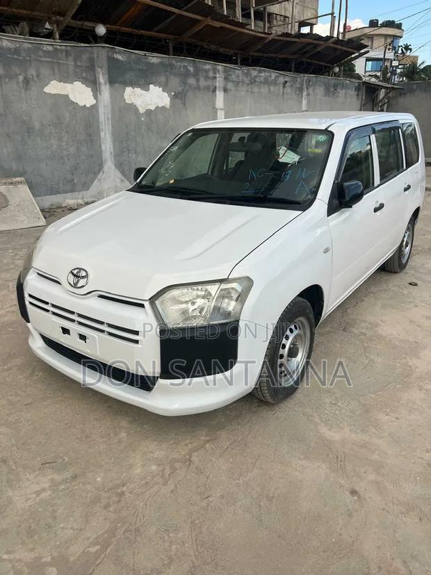 Toyota Probox 2015 White