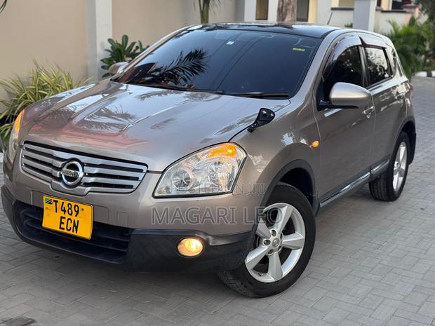 Nissan Dualis 2009 Beige