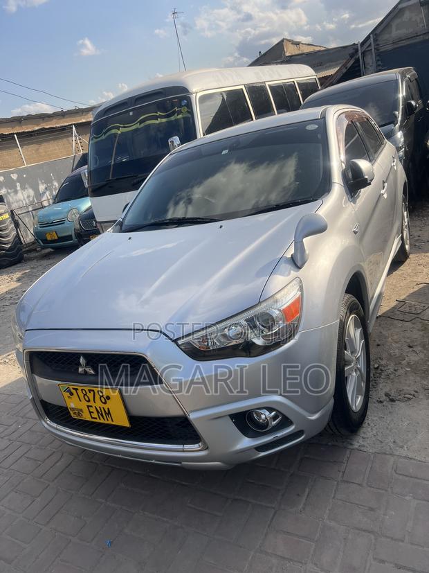 Mitsubishi RVR 2010 Silver