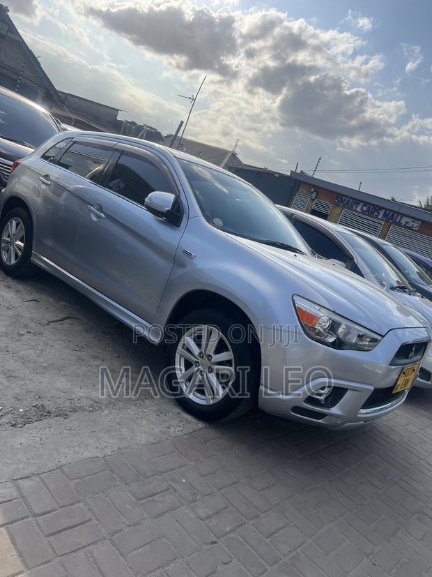 Mitsubishi RVR 2010 Silver
