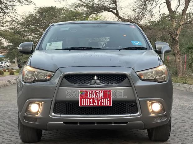 Mitsubishi RVR 2010 Gray