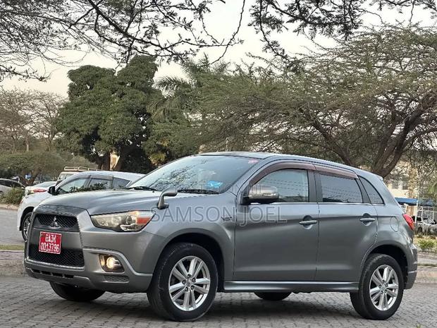 Mitsubishi RVR 2010 Gray