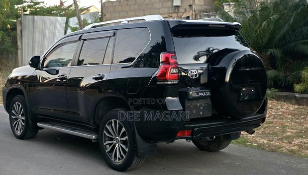 Toyota Land Cruiser Prado 2020 Black