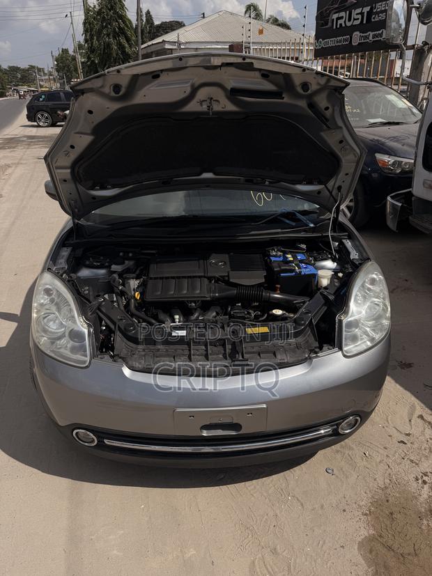 Mazda Verisa 2013 Silver