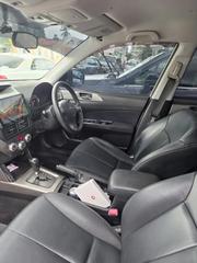 Subaru Forester 2010 White for sale