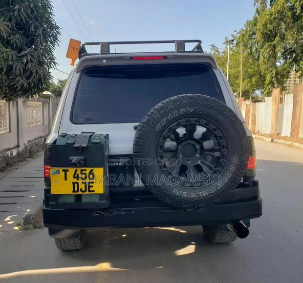 Toyota Land Cruiser 1996 Silver