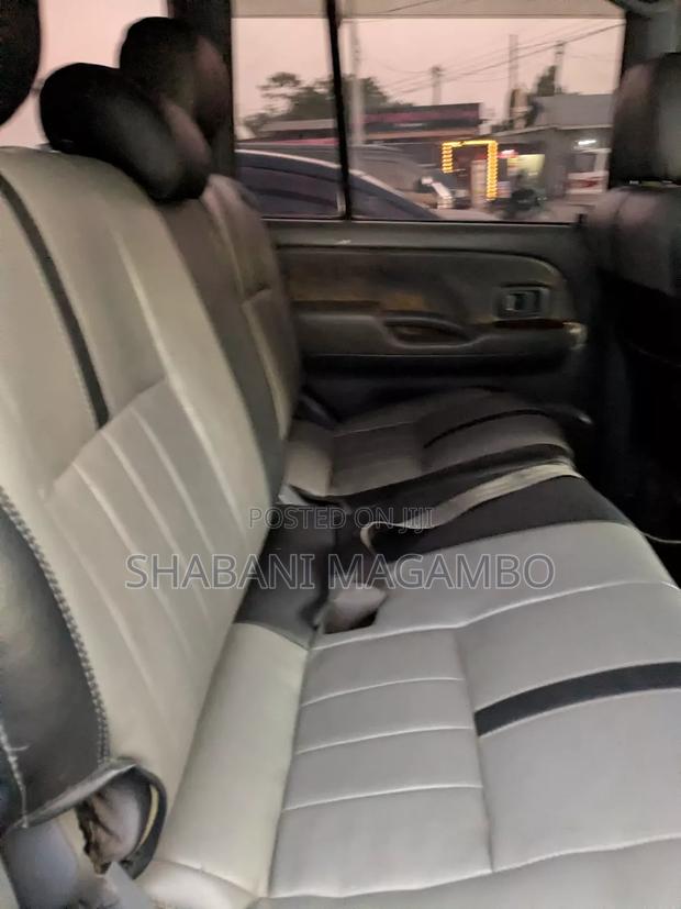 Toyota Land Cruiser Prado 2002 Silver