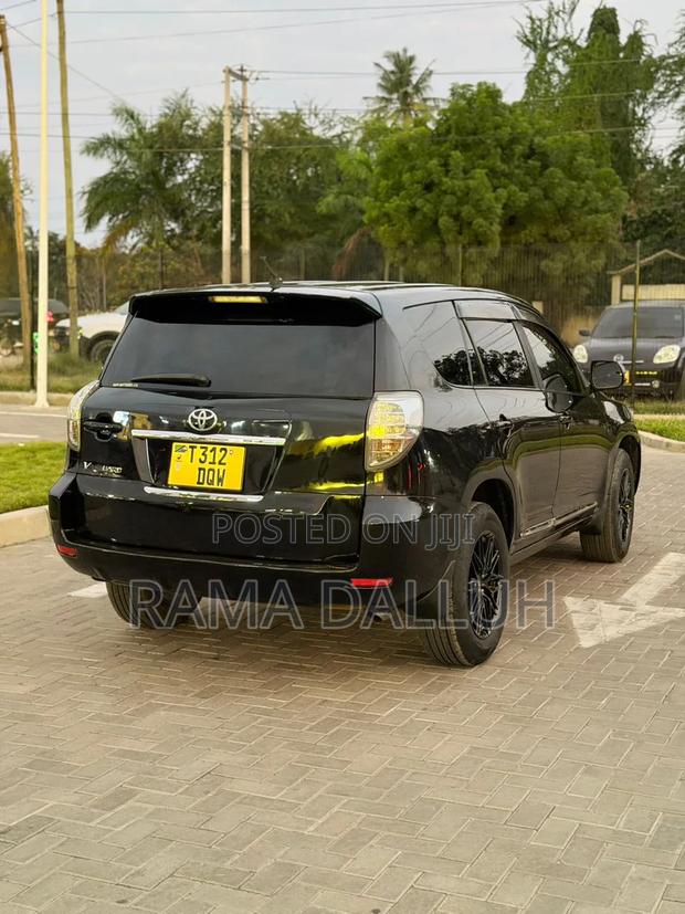 Toyota Vanguard 2008 Black