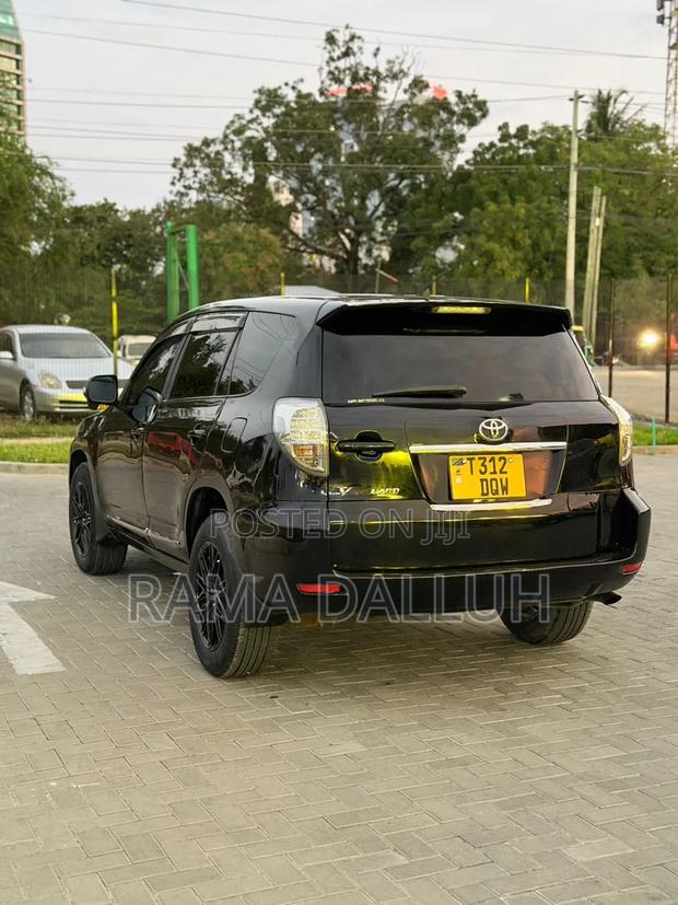 Toyota Vanguard 2008 Black