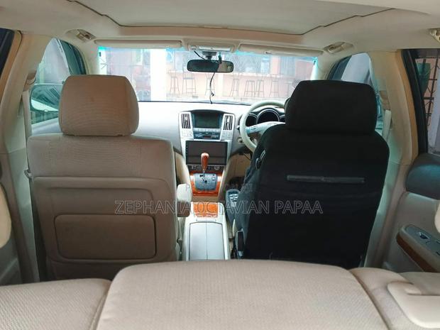 Toyota Harrier 2005 White