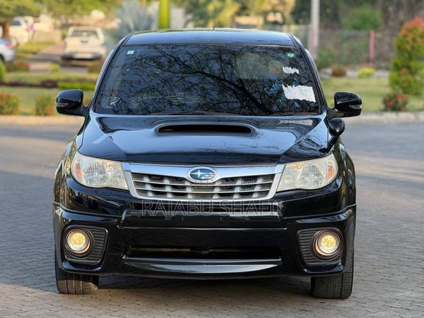 Subaru Forester 2012 Black