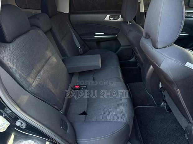 Subaru Forester 2012 Black