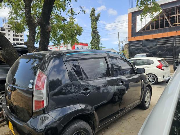 Toyota Passo 2005 Black