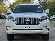 Toyota Land Cruiser Prado 2022 White for sale