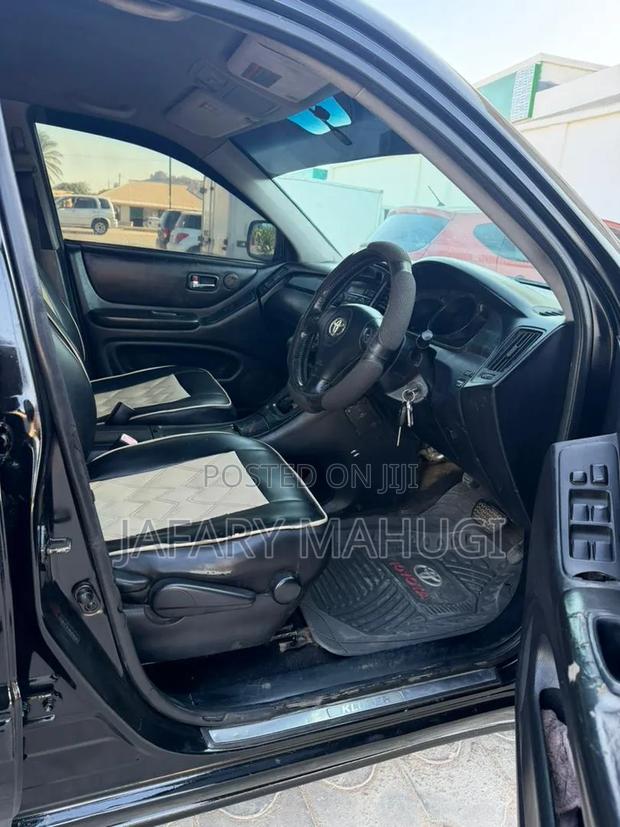Toyota Kluger 2006 Black