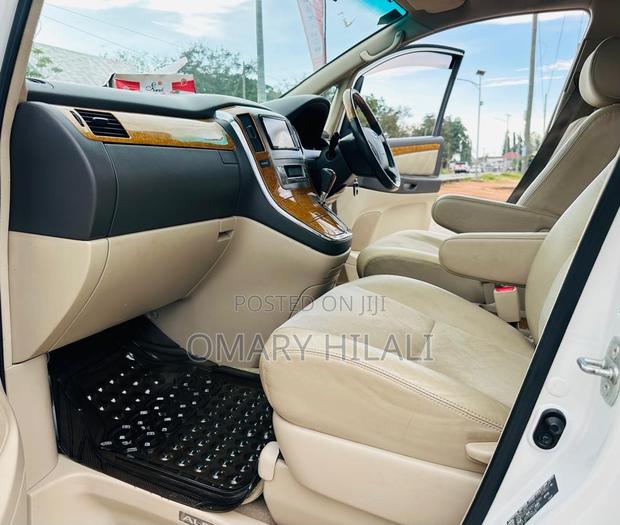 Toyota Alphard 2008 White