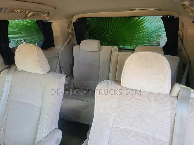 Toyota Alphard 2.4 Petrol AWD 2009 White