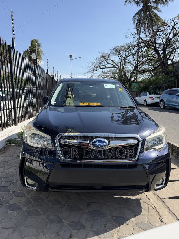 Subaru Forester 2.0XT Premium 4dr SUV AWD (2.0L 4cyl Turbo CVT) 2014