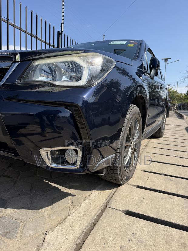 Subaru Forester 2.0XT Premium 4dr SUV AWD (2.0L 4cyl Turbo CVT) 2014