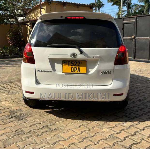 Toyota Corolla Spacio 2004 White