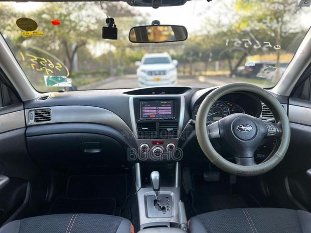 Subaru Forester 2010 Black