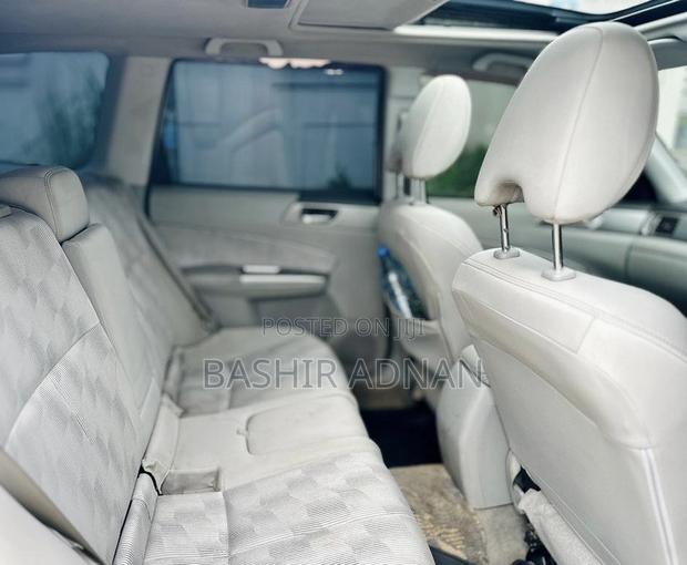 Subaru Forester 2010 Silver