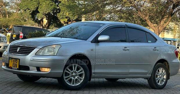 Toyota Premio 2005 Silver