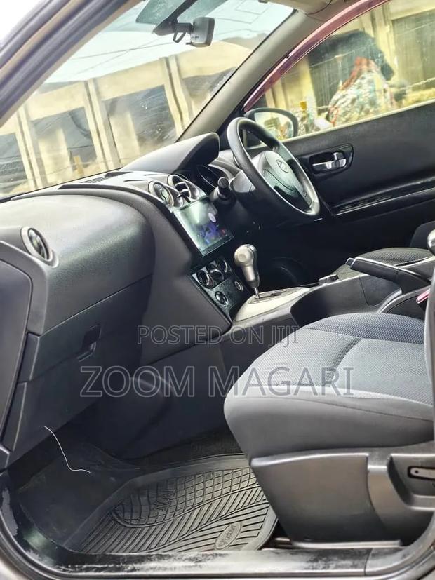 Nissan Dualis 2009 Gray