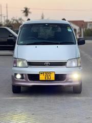 Toyota Noah 2001 Silver for sale
