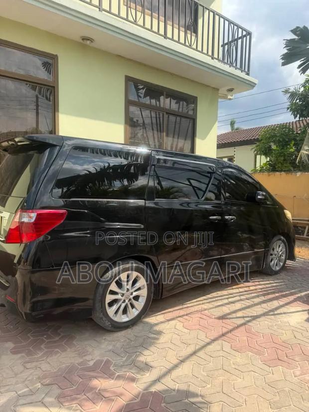 Toyota Alphard 2.4 Petrol AWD 2010 Black