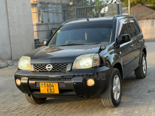 Nissan X-Trail 2004 Black