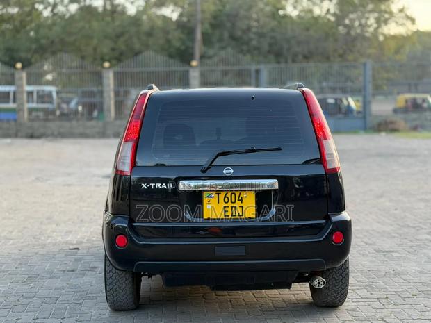 Nissan X-Trail 2004 Black