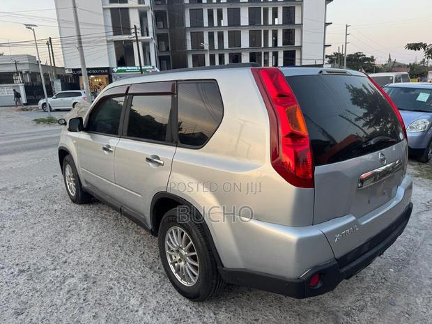 Nissan X-Trail 2009 Silver