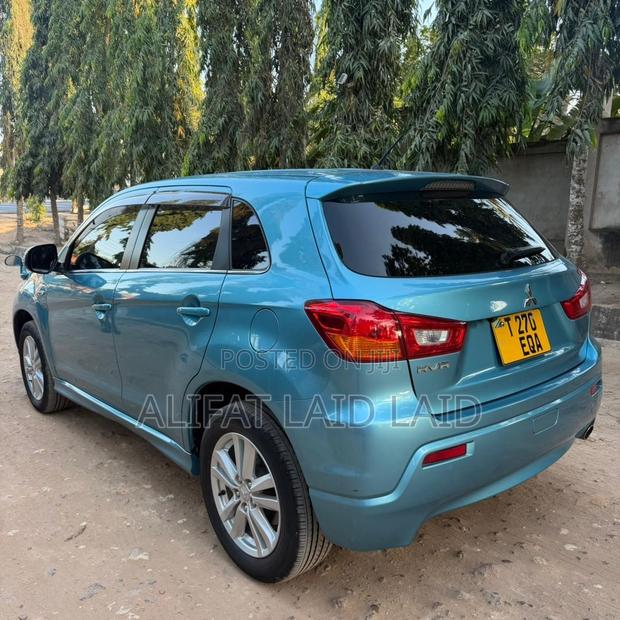 Mitsubishi RVR 2.0 2012 Blue