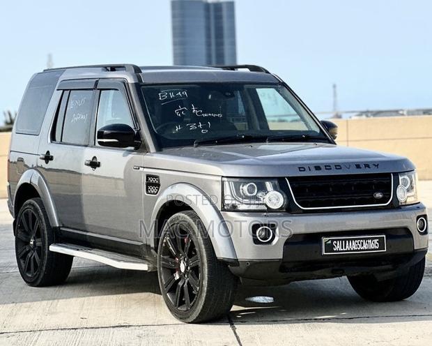 Land Rover Discovery 2016 Silver
