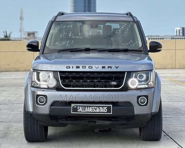 Land Rover Discovery 2016 Silver