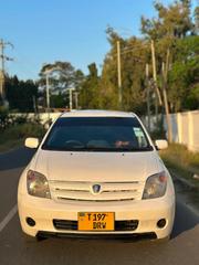 Toyota IST 2005 White for sale