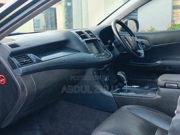 Toyota Crown 2009 Green