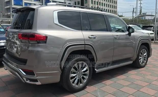 New Toyota Land Cruiser 2026 Brown