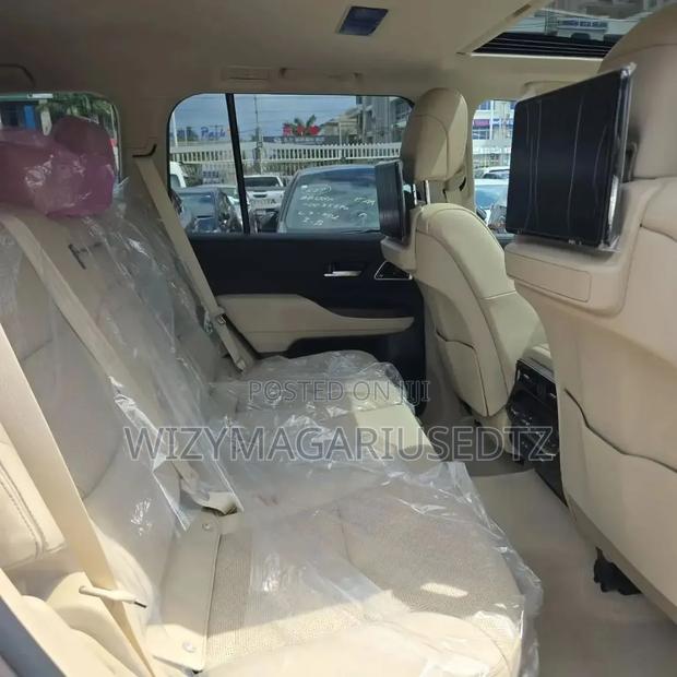 New Toyota Land Cruiser 2026 Brown