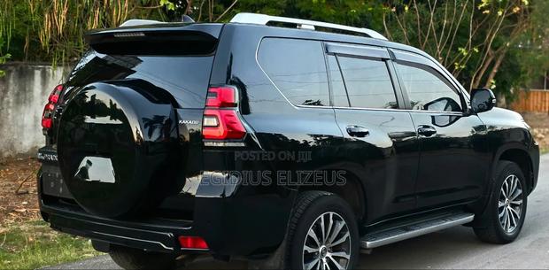 Toyota Land Cruiser Prado 2020 Black