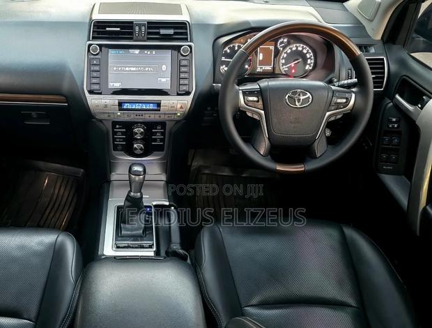 Toyota Land Cruiser Prado 2020 Black