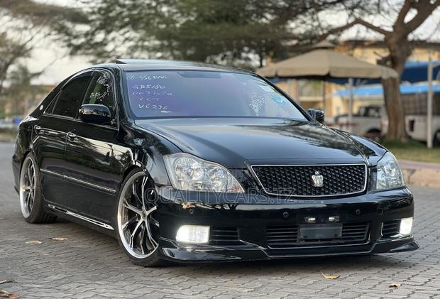 Toyota Crown 2007 Black