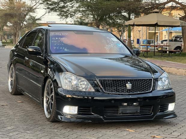 Toyota Crown 2007 Black