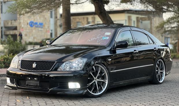 Toyota Crown 2007 Black