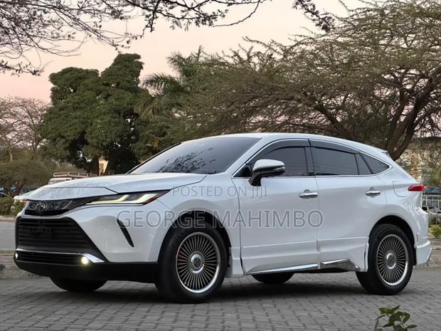 Toyota Harrier 2021 White