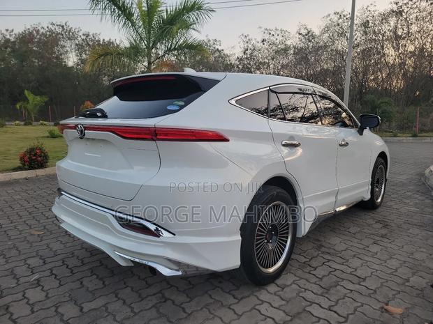 Toyota Harrier 2021 White