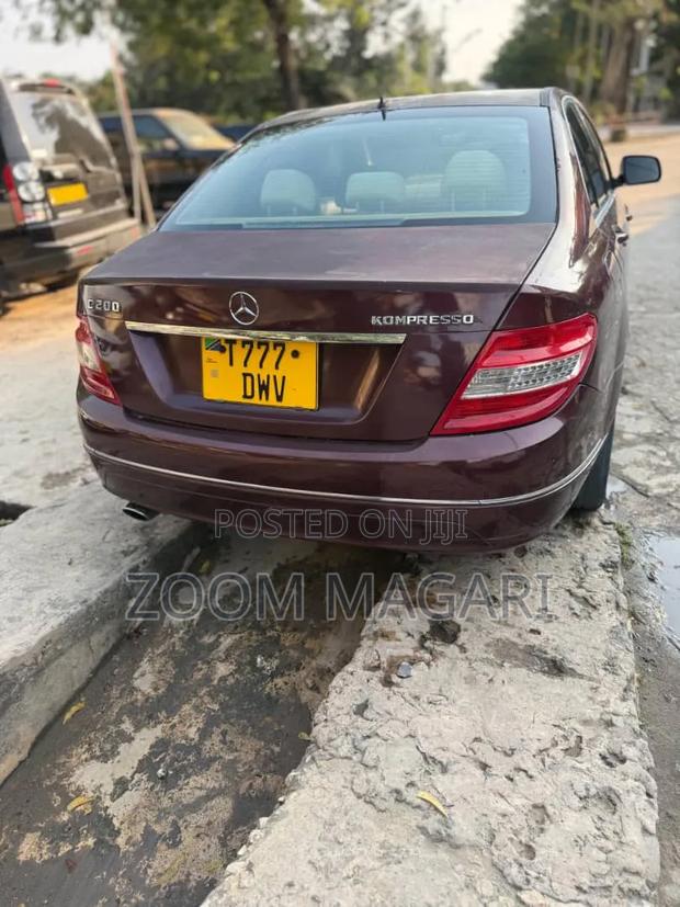 Mercedes-Benz C-Class 2007 Maroon