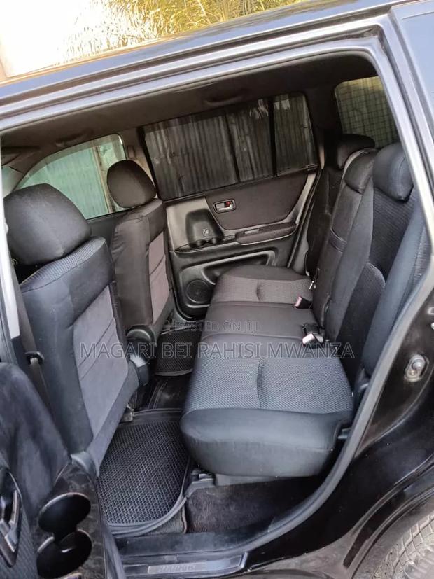 Toyota Kluger 2005 Black