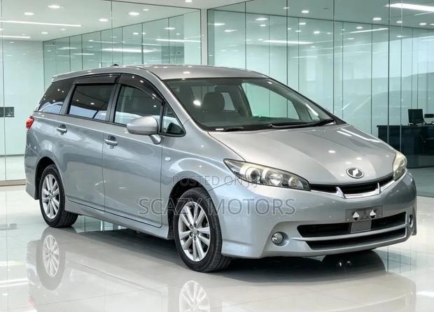 Toyota Wish 2009 Silver